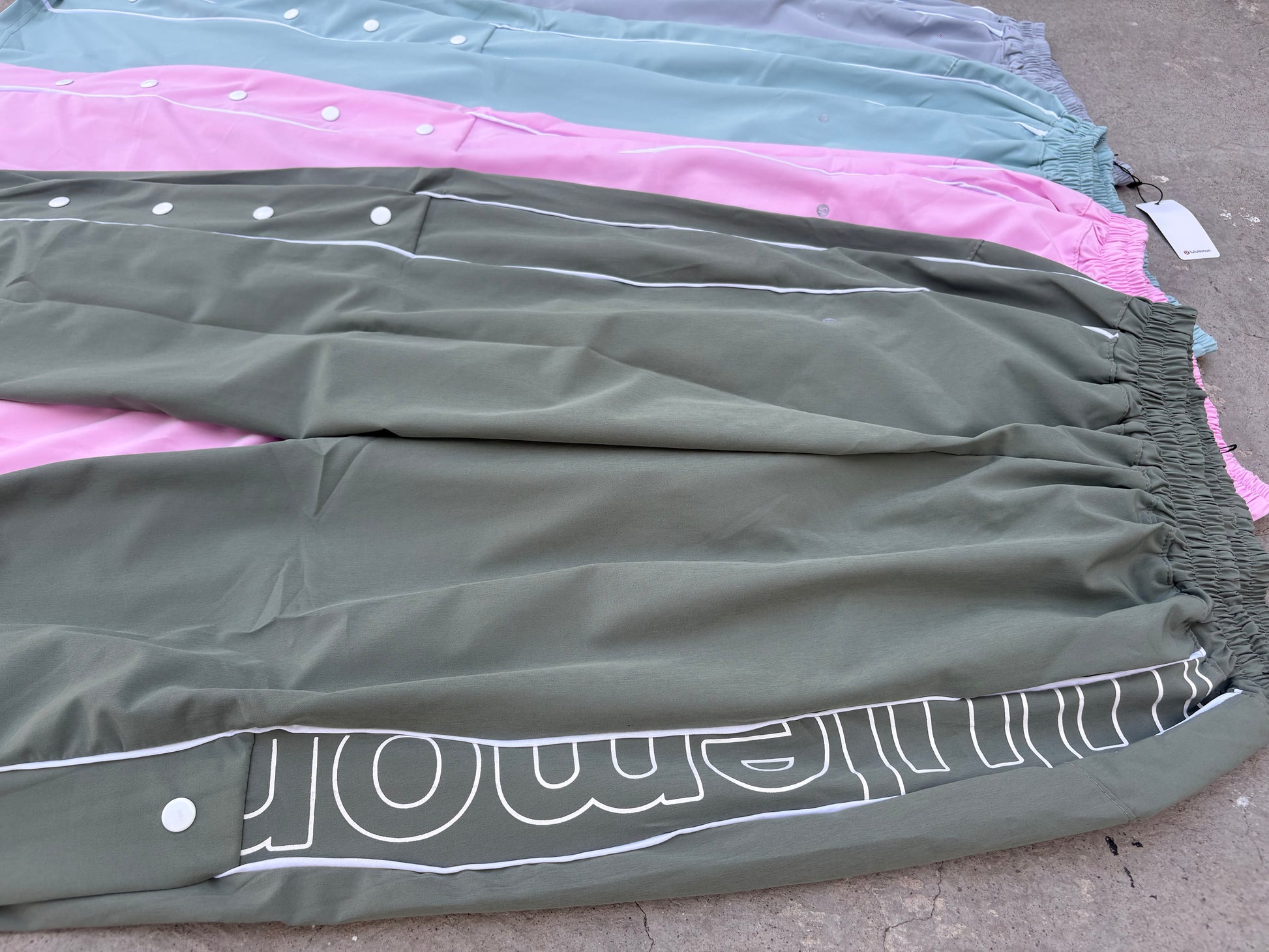 PANTS ANCHO BOTONES INSPO LULULEMON (Precio REBAJA $219)