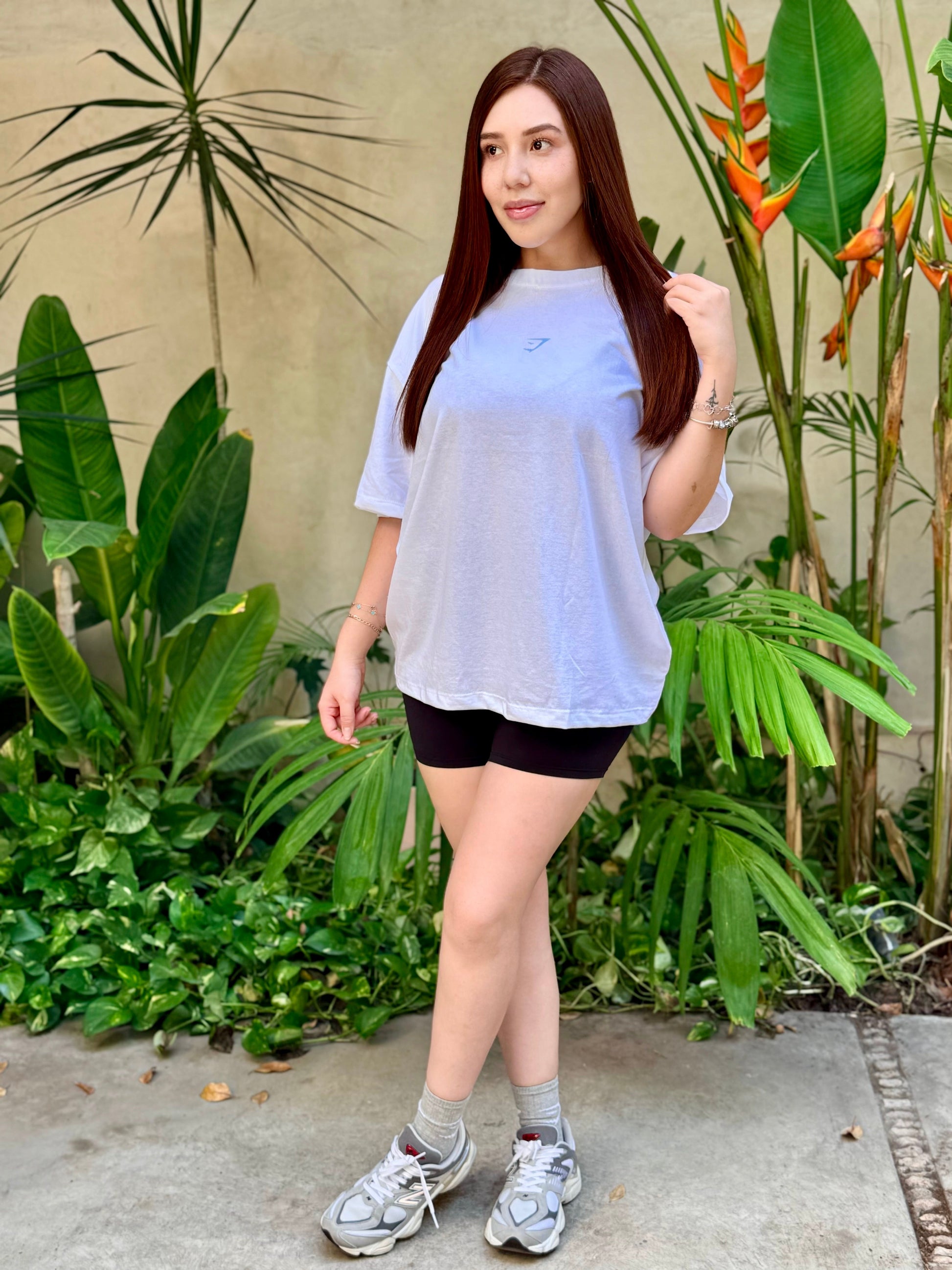 PLAYERA OVERSIZE GYMSHARK CELULAR (PRECIO REBAJA $119)