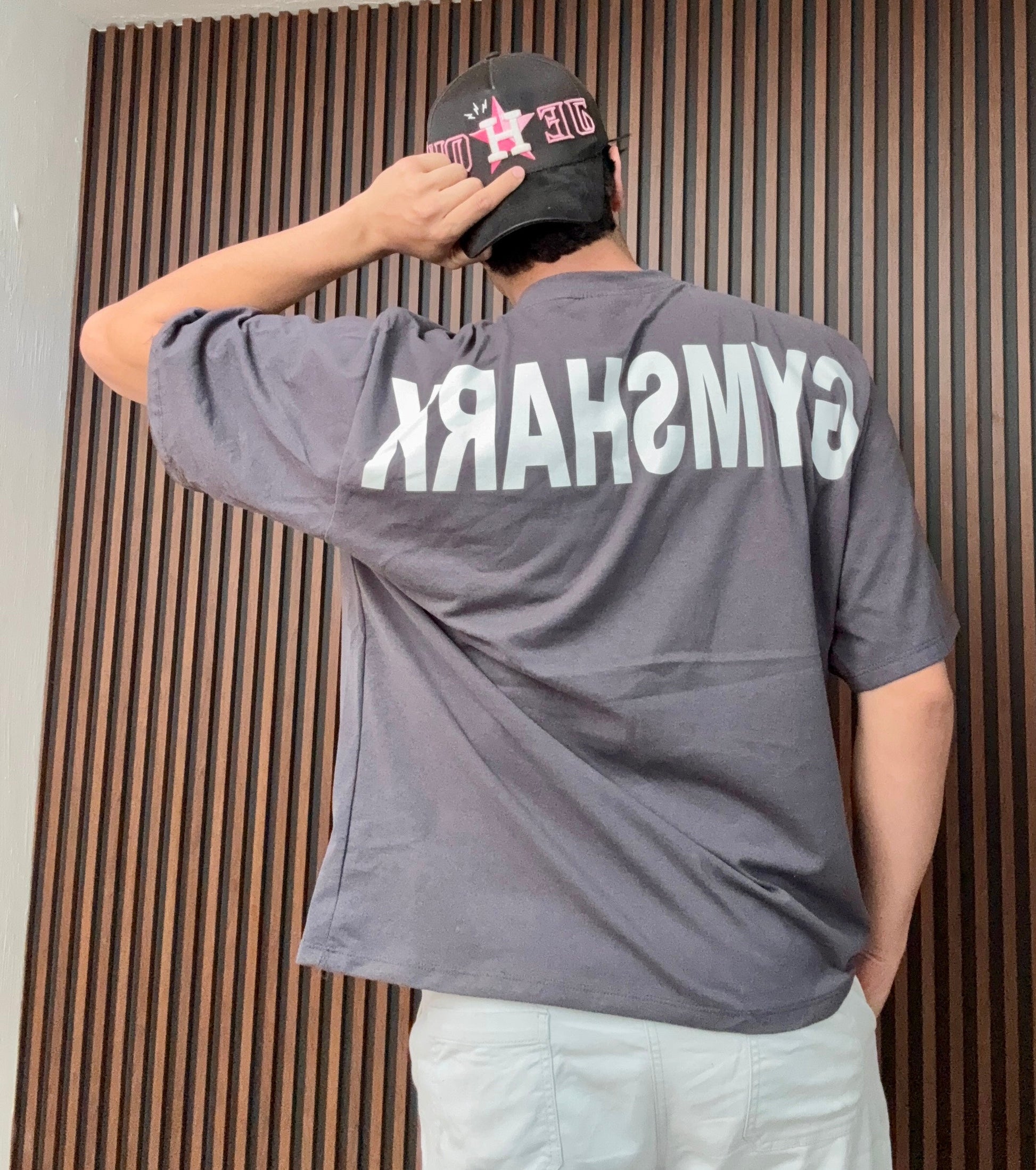 PLAYERA SUPER OVERSIZE INSPO GYMSHARK LETRA (Precio REBAJA $135)