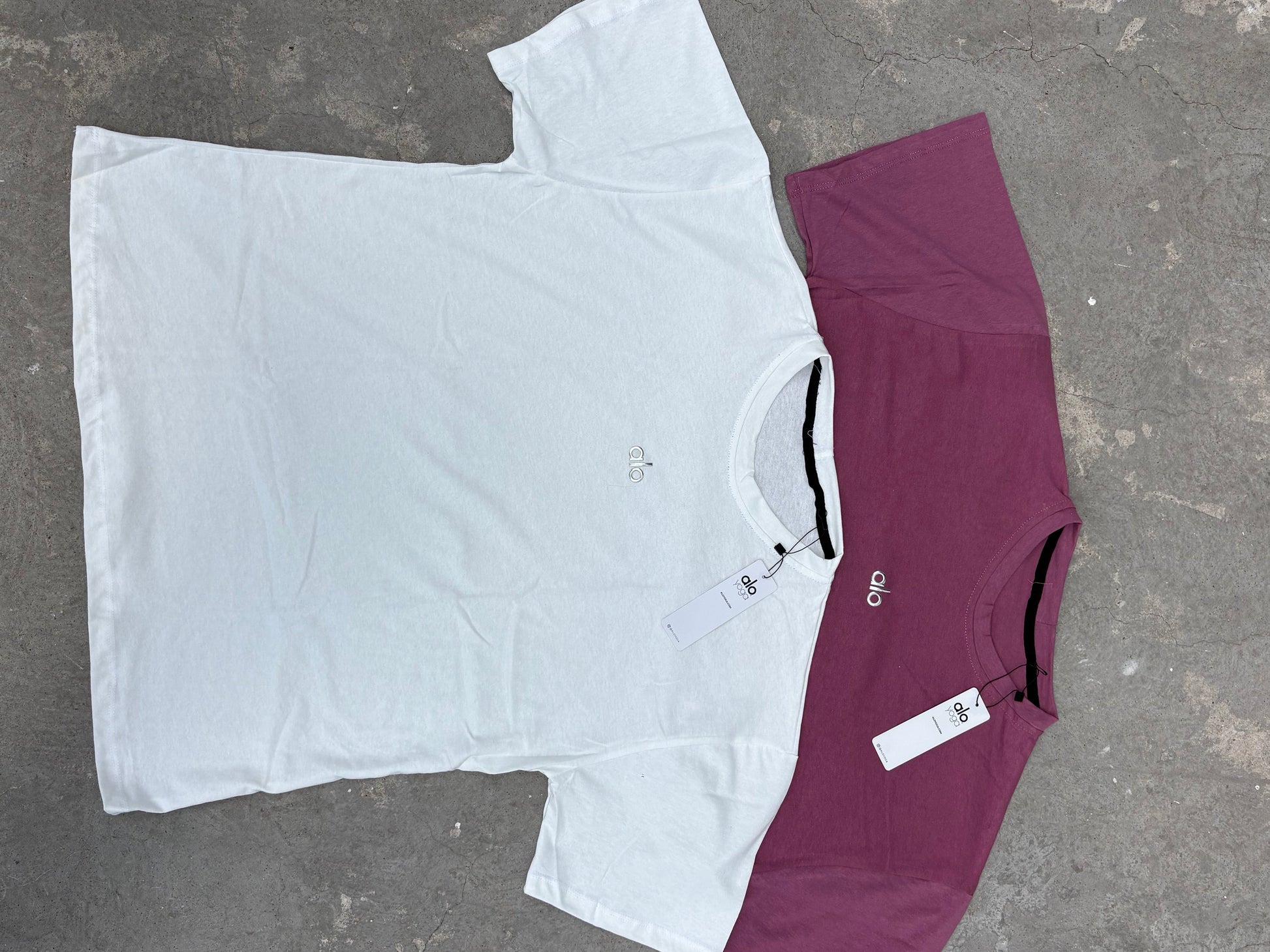 PLAYERA OVERSIZE ALO PLACA (PRECIO REBAJA $119)