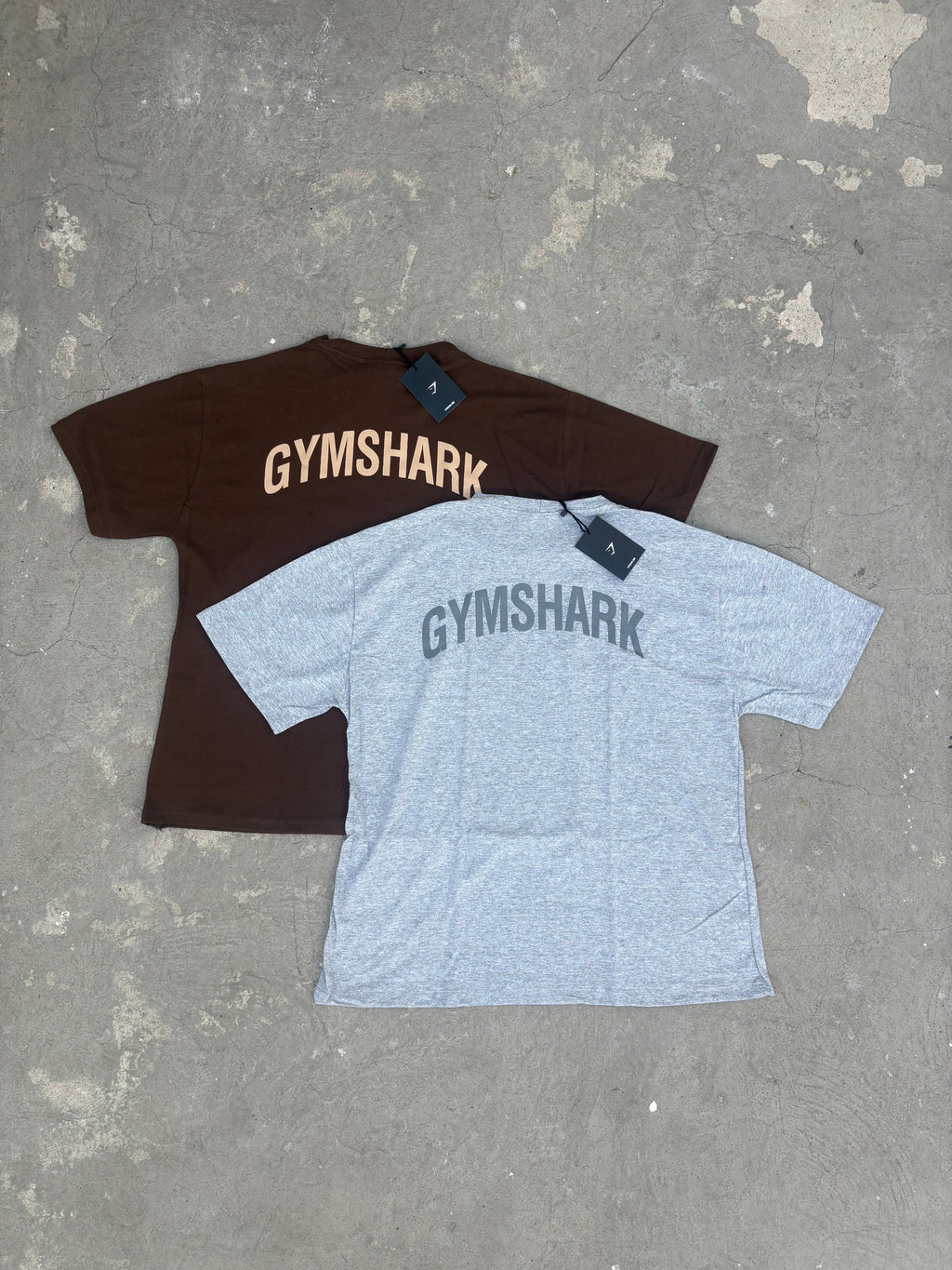 PLAYERA OVERSIZE GYMSHARK LETRAS EN ESPALDA (PRECIO REBAJA $119)
